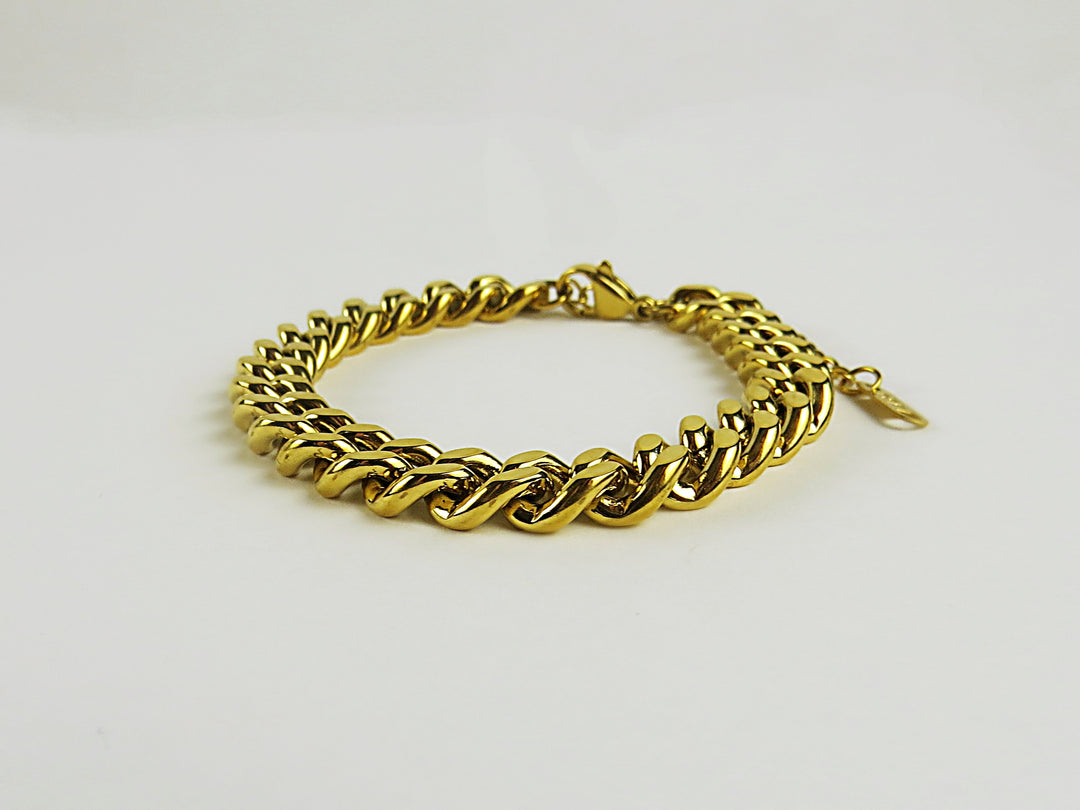 Classic gold chain bracelets